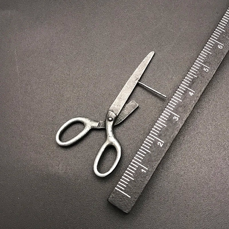 Dark Gothic Vintage Imitation Scissors Exaggerate Stud Earrings For Men Women Goth Punk Silver Color Halloween Fashion Jewelry